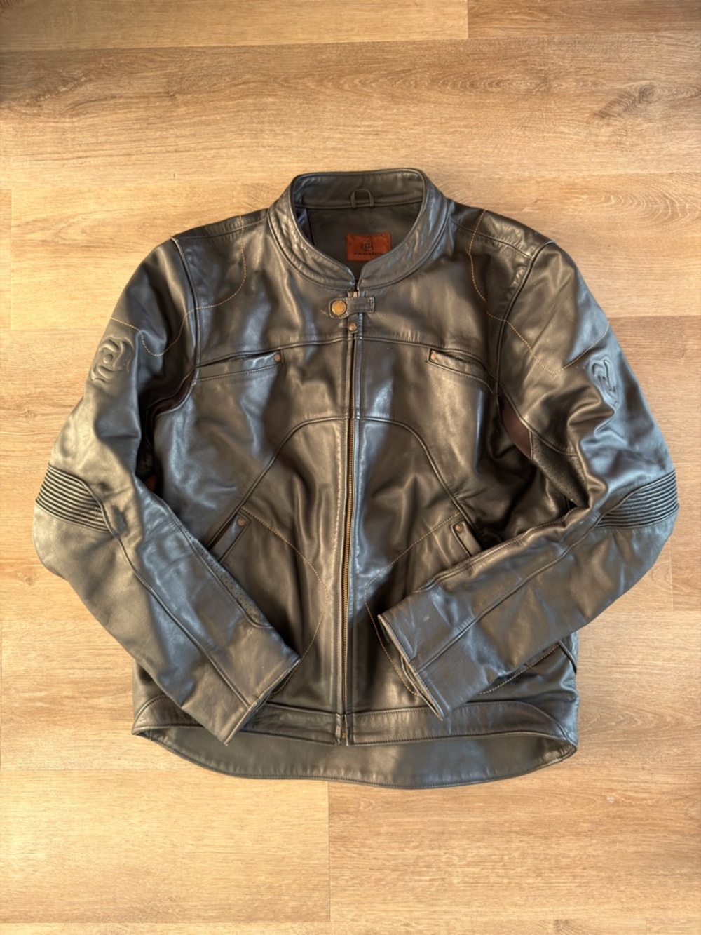 Men's Black Leather Bomber Jacket - Classic Moto-Inspired Design